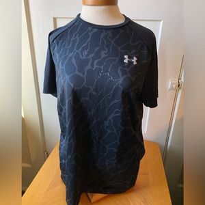 The Tech Tee Heat Gear Under Armour Shirt